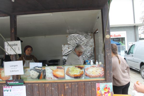 Deutsch-Ungarischer-Verein_Puchheim_Marktsonntag_2025_MS-2025-10-35