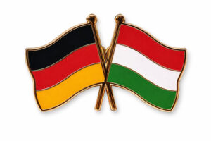 Deutsch-Ungarischer-Verein-Puchheim_eV_Fahnen